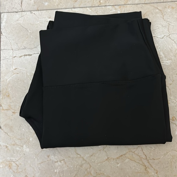 Dressy stretch Lycra Pants from Colombia - Picture 5 of 5